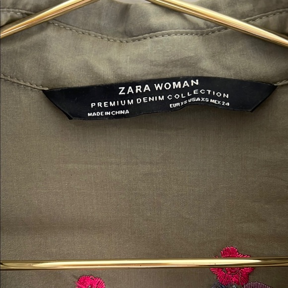 Zara Multicolored Embellished Mandarin Collar 3/4 Sleeve Top - Picture 2 of 6